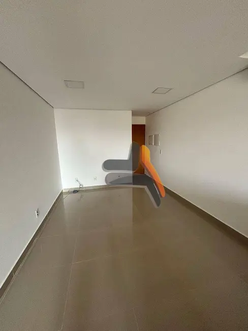 Foto 2 de Apartamento com 2 quartos à venda, 74m2 em Jardim Nair Maria, Salto - SP