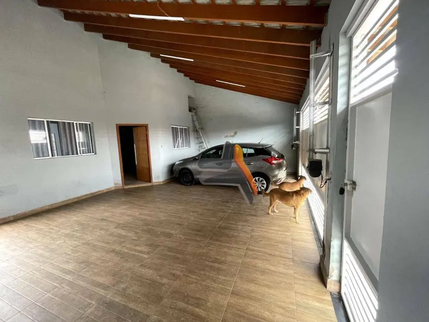 Foto 3 de Casa com 3 quartos à venda, 200m2 em Salto - SP