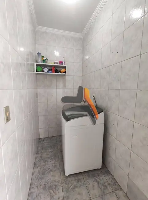 Foto 3 de Casa com 2 quartos à venda, 161m2 em Jardim Santa Marta, Salto - SP