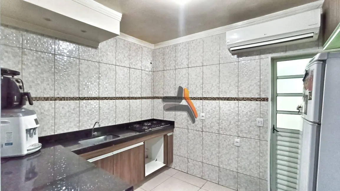 Foto 5 de Sobrado com 4 quartos à venda, 175m2 em Residencial Santa Madre Paulina, Salto - SP
