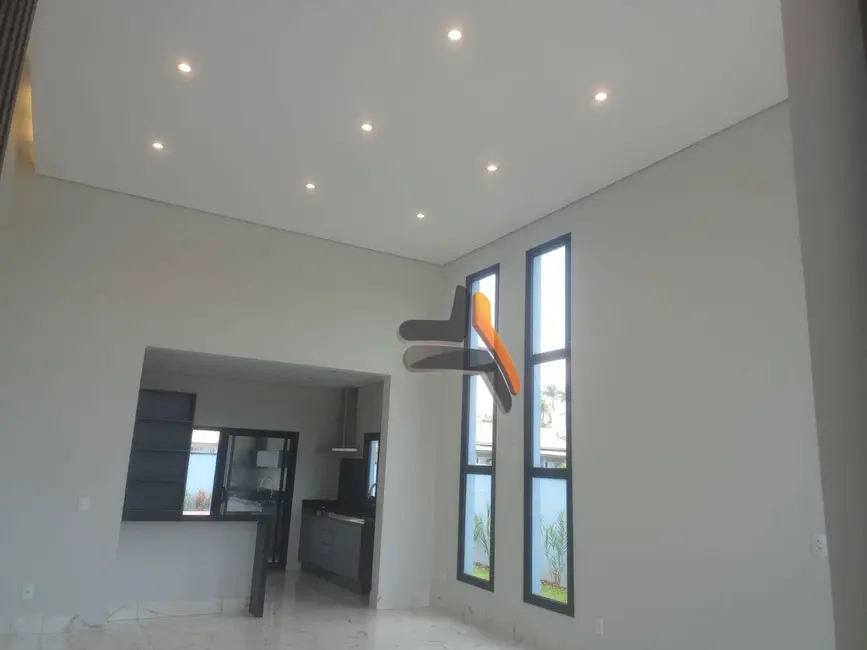 Foto 4 de Casa com 3 quartos à venda e para alugar, 478m2 em Salto - SP