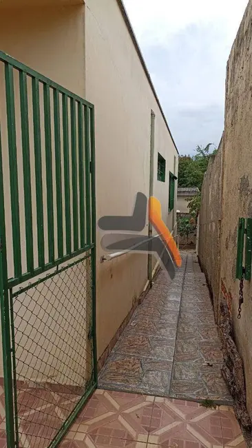 Foto 6 de Casa com 3 quartos à venda, 250m2 em Vila Teixeira, Salto - SP