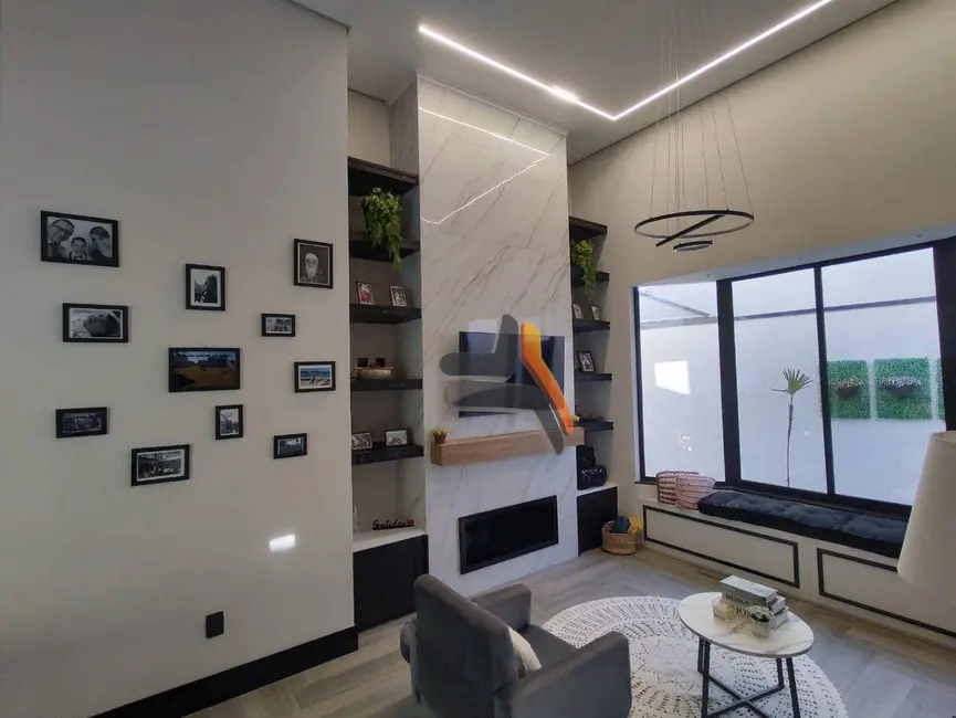 Foto 1 de Casa de Condomínio com 3 quartos à venda, 460m2 em Salto - SP