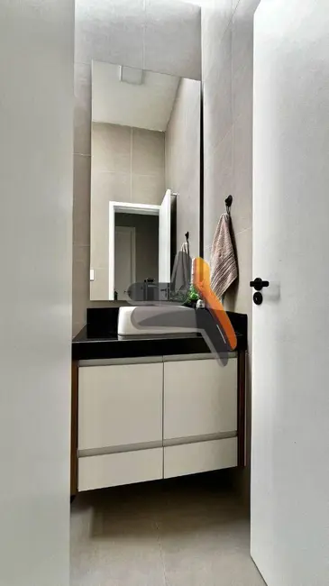 Foto 9 de Casa de Condomínio com 2 quartos à venda, 175m2 em Loteamento Terras de São Pedro e São Paulo, Salto - SP