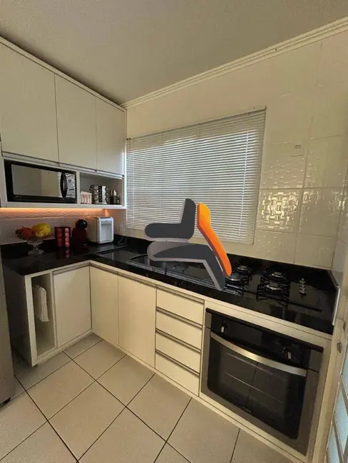 Foto 5 de Sobrado com 2 quartos à venda, 137m2 em Jardim Planalto, Salto - SP