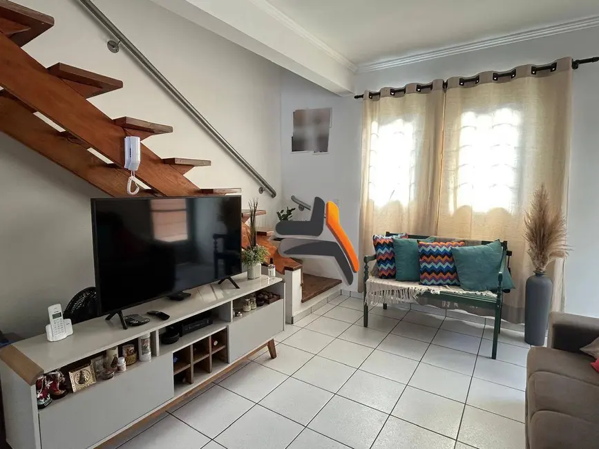 Foto 1 de Sobrado com 2 quartos à venda, 137m2 em Jardim Planalto, Salto - SP