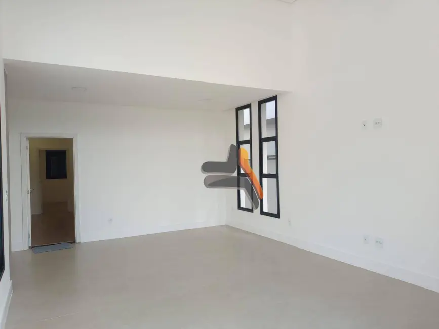 Foto 3 de Casa de Condomínio com 3 quartos à venda, 300m2 em Salto - SP