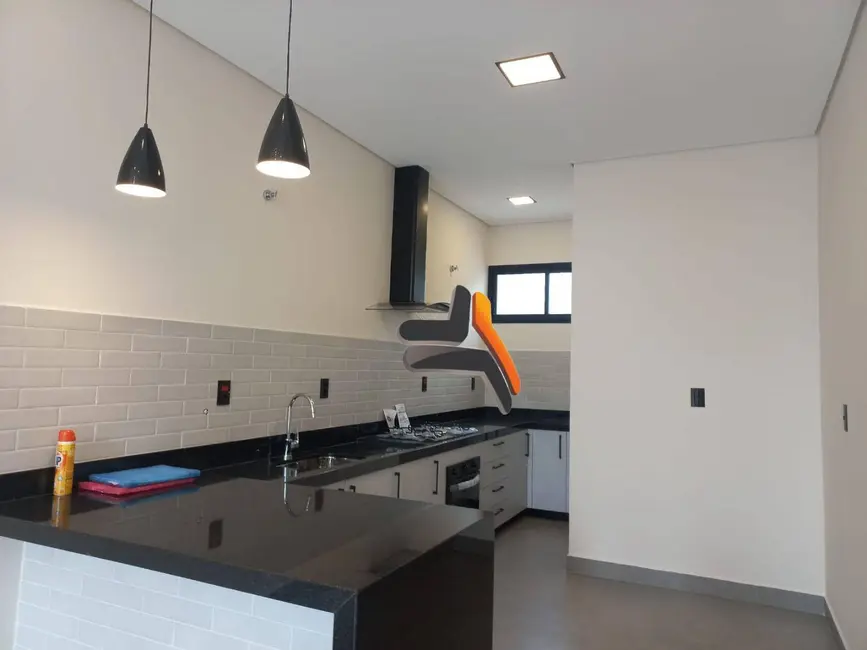 Foto 4 de Casa com 3 quartos à venda, 254m2 em Salto - SP