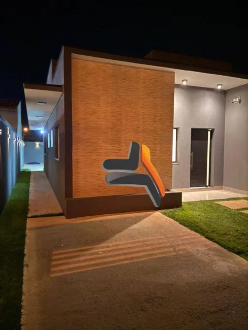 Foto 3 de Casa com 2 quartos à venda, 180m2 em Salto - SP