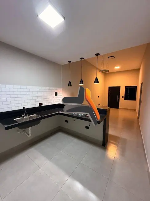 Foto 7 de Casa com 2 quartos à venda, 180m2 em Salto - SP