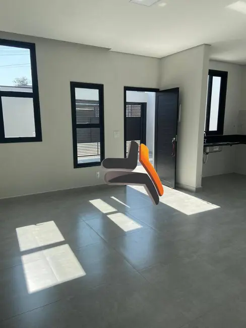 Foto 1 de Casa com 3 quartos à venda, 130m2 em Salto - SP