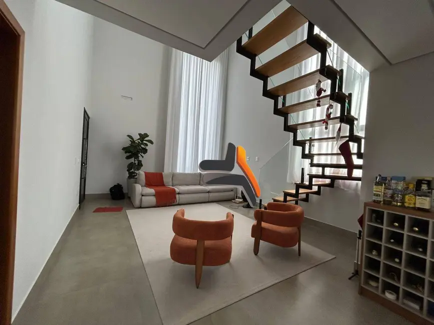 Foto 7 de Sobrado com 3 quartos à venda, 300m2 em Salto - SP