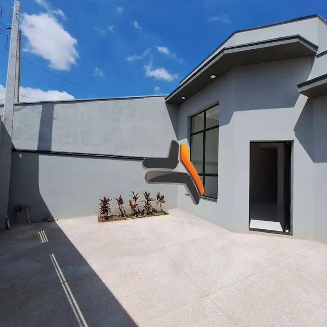 Foto 1 de Casa com 2 quartos à venda, 180m2 em Salto - SP