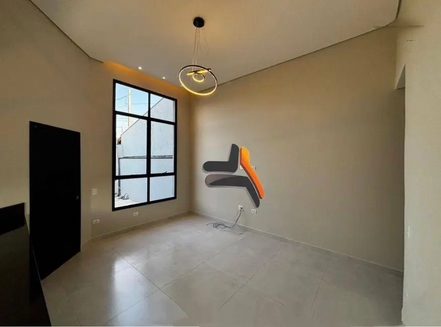 Foto 3 de Casa com 2 quartos à venda, 180m2 em Salto - SP