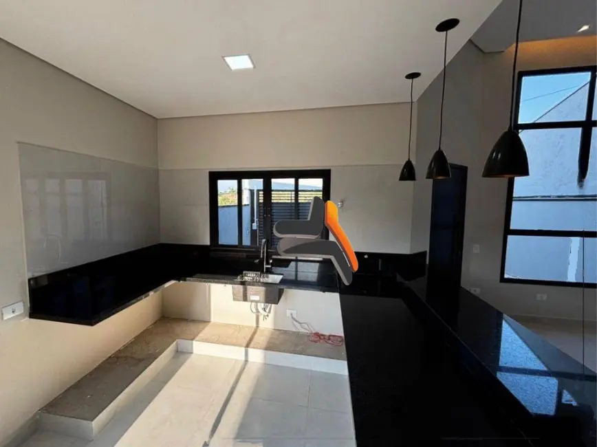 Foto 4 de Casa com 2 quartos à venda, 180m2 em Salto - SP