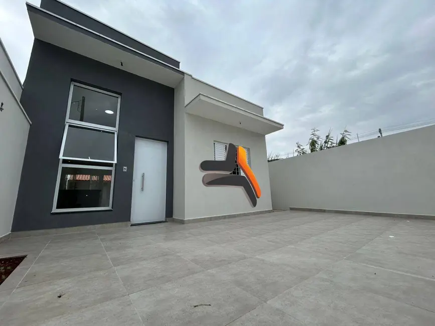 Casa com 2 quartos à venda, 180m2 em Haras Paineiras, Salto - SP - imagem 1 Foto 1 de Casa com 2 quartos à venda, 180m2 em Haras Paineiras, Salto - SP