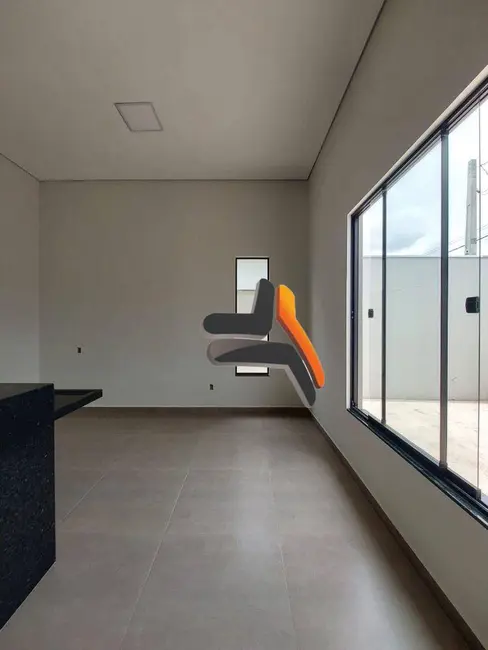Foto 2 de Casa com 3 quartos à venda, 178m2 em Loteamento Terras de São Pedro e São Paulo, Salto - SP