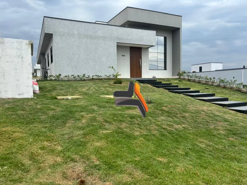 Casa de Condomínio com 4 quartos à venda, 1100m2 em Salto - SP - imagem 2 Foto 2 de Casa de Condomínio com 4 quartos à venda, 1100m2 em Salto - SP