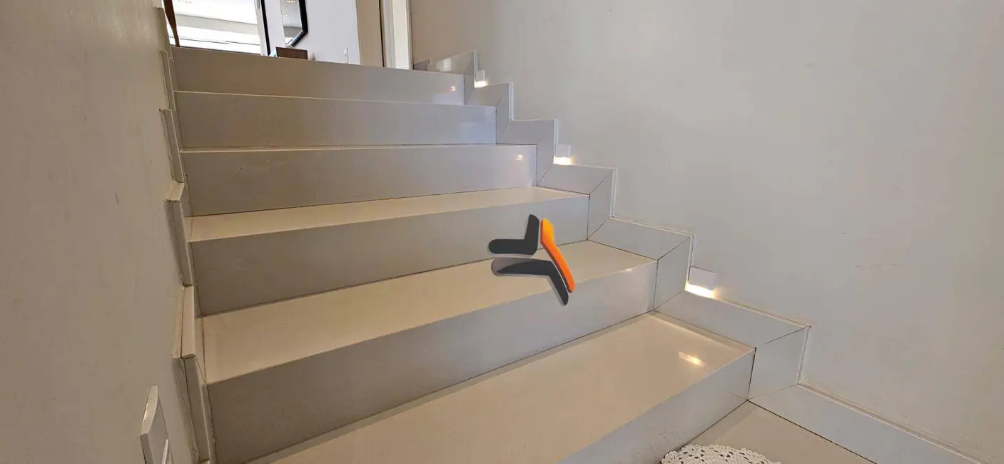 Foto 9 de Casa de Condomínio com 3 quartos à venda, 422m2 em Jardim Celani, Salto - SP