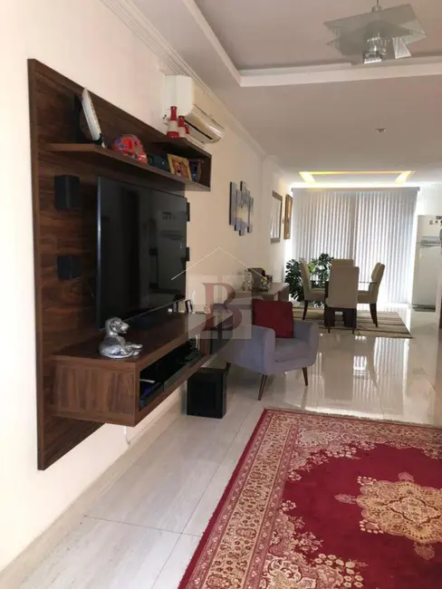 Foto 4 de Casa com 4 quartos à venda, 200m2 em Piratininga, Niteroi - RJ