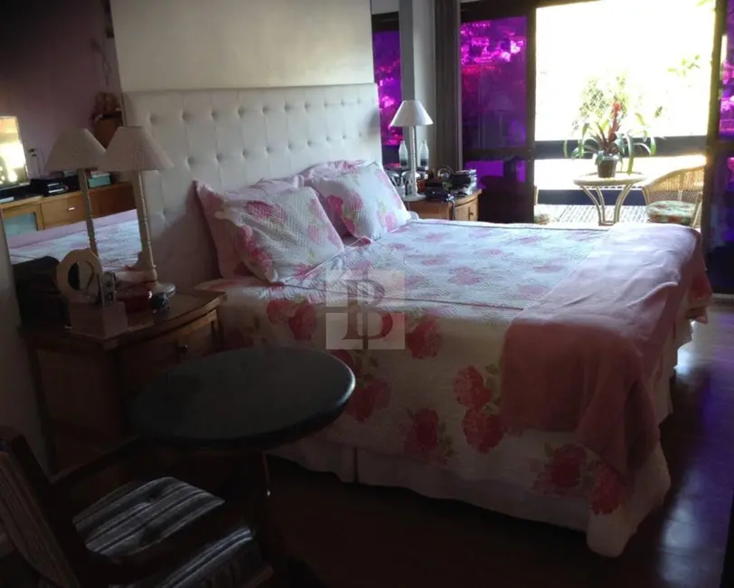 Foto 4 de Casa com 4 quartos à venda, 240m2 em São Francisco, Niteroi - RJ