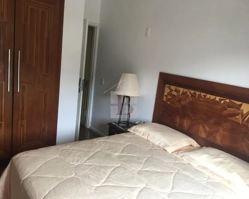 Foto 9 de Casa com 4 quartos à venda, 240m2 em São Francisco, Niteroi - RJ