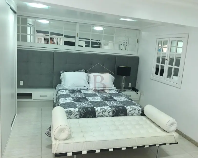 Foto 2 de Casa com 4 quartos à venda, 240m2 em São Francisco, Niteroi - RJ