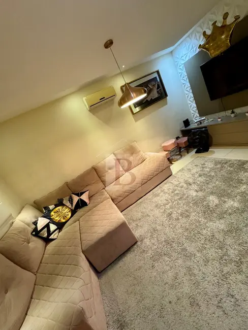 Foto 3 de Casa com 3 quartos à venda, 500m2 em Trindade, Sao Goncalo - RJ