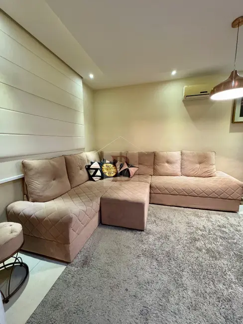 Foto 2 de Casa com 3 quartos à venda, 500m2 em Trindade, Sao Goncalo - RJ