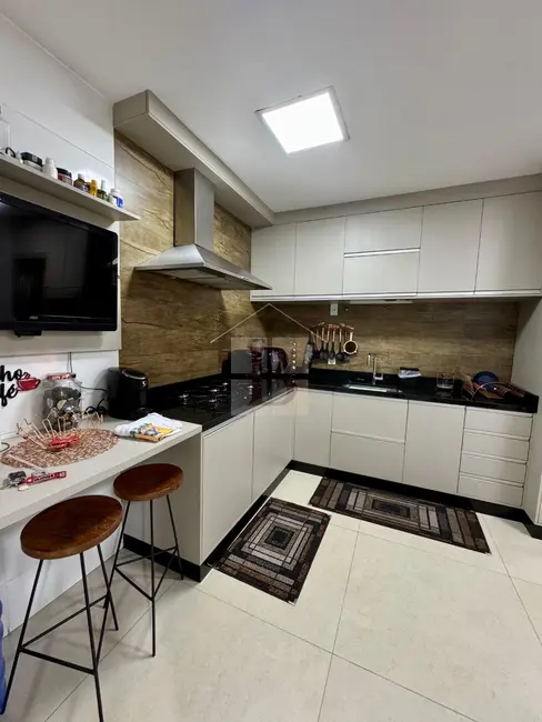 Foto 9 de Casa com 3 quartos à venda, 500m2 em Trindade, Sao Goncalo - RJ