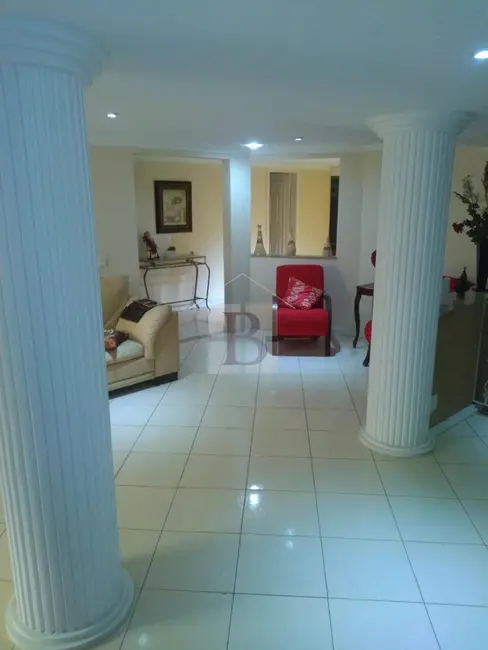 Foto 3 de Casa com 6 quartos à venda, 600m2 em Pendotiba, Niteroi - RJ