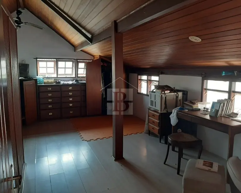 Foto 8 de Casa com 3 quartos à venda, 260m2 em São Francisco, Niteroi - RJ