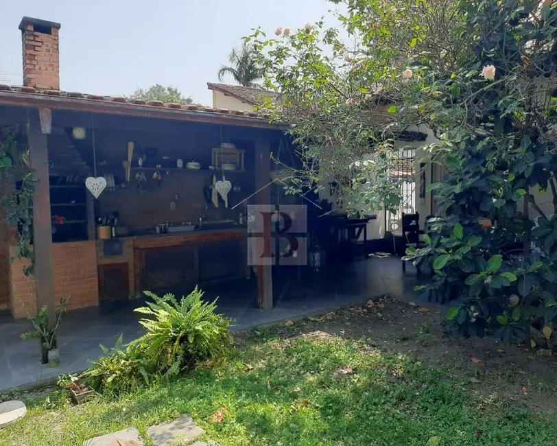 Foto 3 de Casa com 3 quartos à venda, 260m2 em São Francisco, Niteroi - RJ