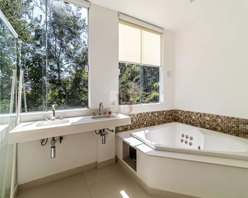 Foto 4 de Casa de Condomínio com 4 quartos à venda, 436m2 em Vila Progresso, Niteroi - RJ