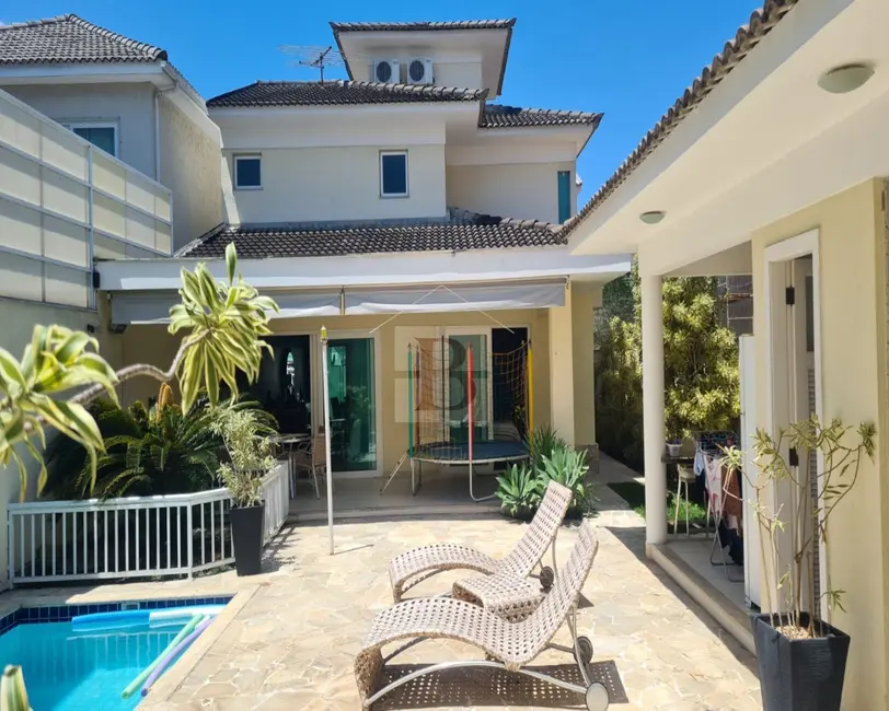 Foto 8 de Casa com 4 quartos à venda, 242m2 em Camboinhas, Niteroi - RJ