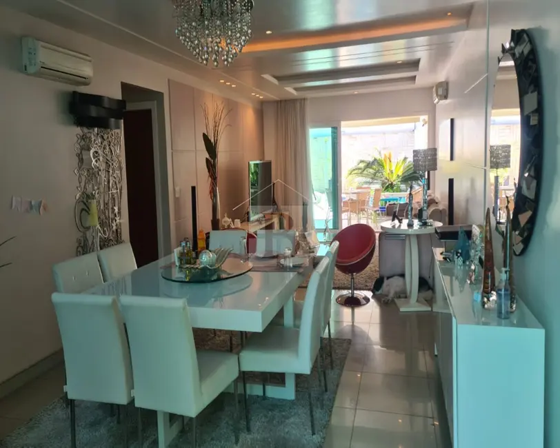 Foto 2 de Casa com 4 quartos à venda, 242m2 em Camboinhas, Niteroi - RJ