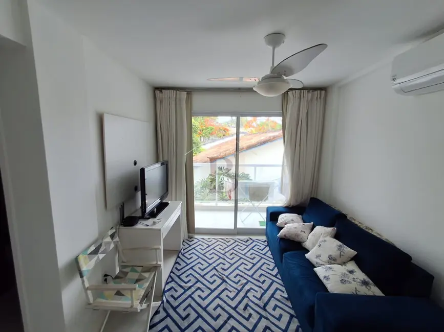 Foto 8 de Apartamento com 3 quartos à venda, 100m2 em Palmeiras, Cabo Frio - RJ