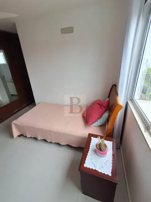 Foto 5 de Apartamento com 3 quartos à venda, 100m2 em Palmeiras, Cabo Frio - RJ