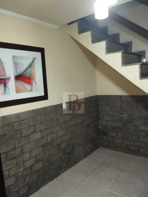 Casa com 4 quartos à venda, 182m2 em Colubande, Sao Goncalo - RJ - imagem 6 Foto 6 de Casa com 4 quartos à venda, 182m2 em Colubande, Sao Goncalo - RJ