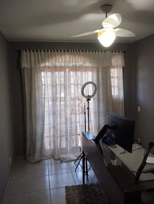 Casa com 4 quartos à venda, 182m2 em Colubande, Sao Goncalo - RJ - imagem 4 Foto 4 de Casa com 4 quartos à venda, 182m2 em Colubande, Sao Goncalo - RJ