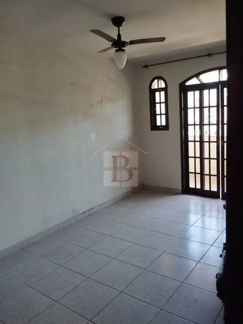 Casa com 4 quartos à venda, 182m2 em Colubande, Sao Goncalo - RJ - imagem 3 Foto 3 de Casa com 4 quartos à venda, 182m2 em Colubande, Sao Goncalo - RJ