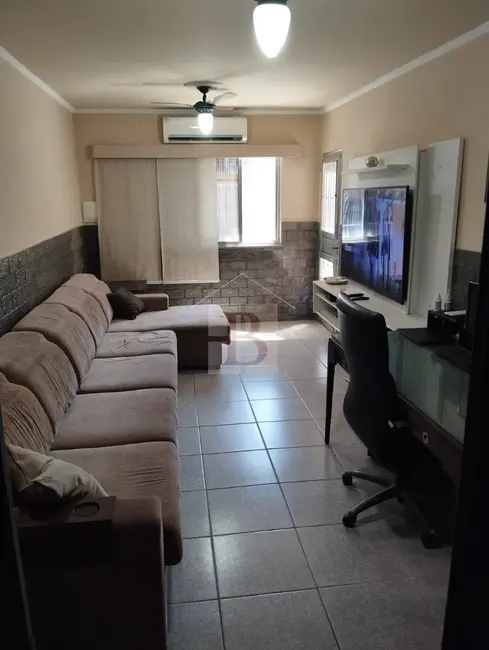 Casa com 4 quartos à venda, 182m2 em Colubande, Sao Goncalo - RJ - imagem 1 Foto 1 de Casa com 4 quartos à venda, 182m2 em Colubande, Sao Goncalo - RJ