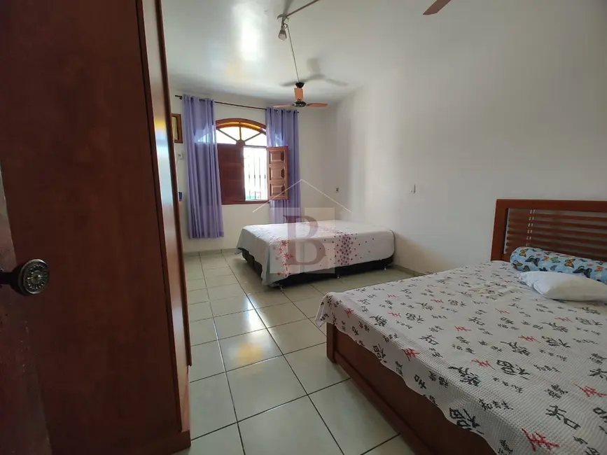 Foto 4 de Casa com 3 quartos à venda, 420m2 em Porto Novo, Sao Goncalo - RJ