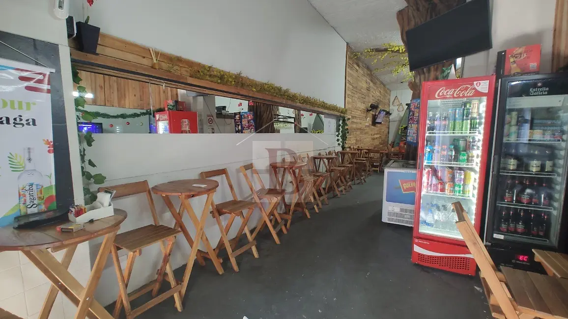 Loja à venda e para alugar, 170m2 em Centro, Niteroi - RJ - imagem 4 Foto 4 de Loja à venda e para alugar, 170m2 em Centro, Niteroi - RJ