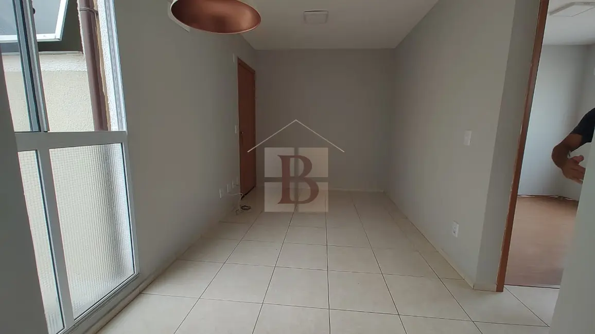 Foto 2 de Apartamento com 2 quartos para alugar, 46m2 em Vila Lage, Sao Goncalo - RJ