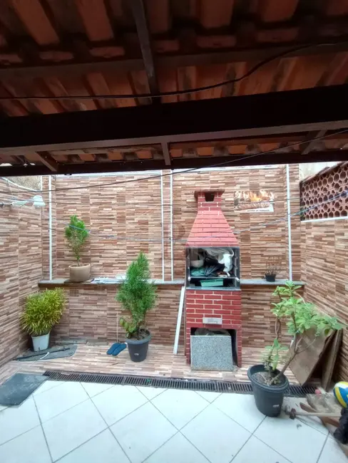 Foto 2 de Casa com 2 quartos à venda, 120m2 em Raul Veiga, Sao Goncalo - RJ