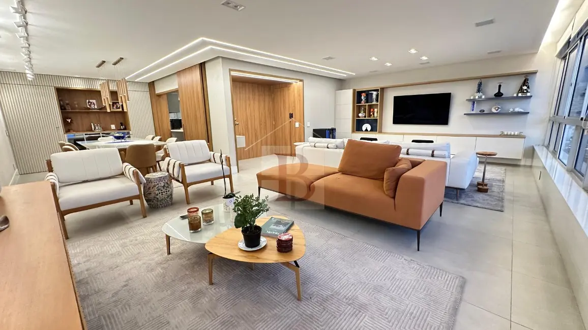 Foto 3 de Apartamento com 4 quartos à venda, 250m2 em Icaraí, Niteroi - RJ