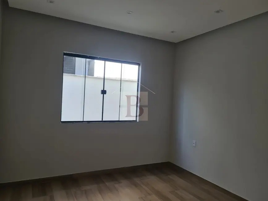Foto 6 de Casa de Condomínio com 3 quartos à venda, 200m2 em Marica - RJ