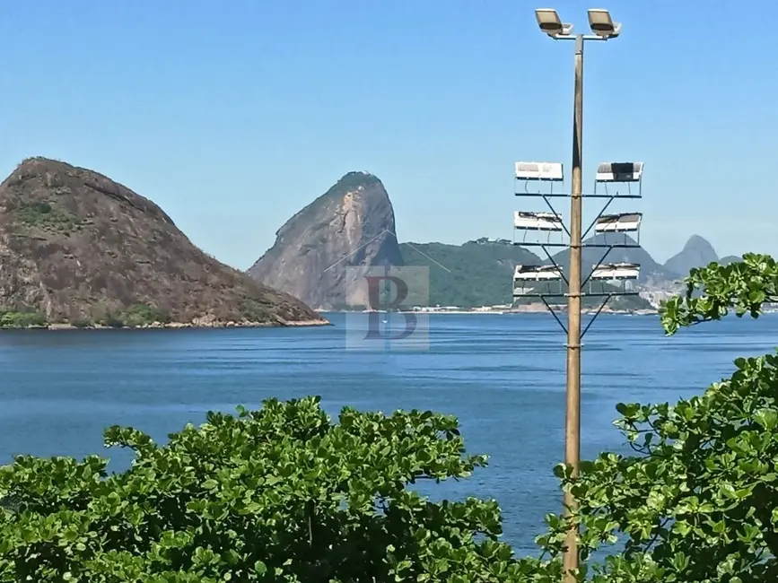 Foto 1 de Apartamento com 4 quartos à venda, 243m2 em Icaraí, Niteroi - RJ