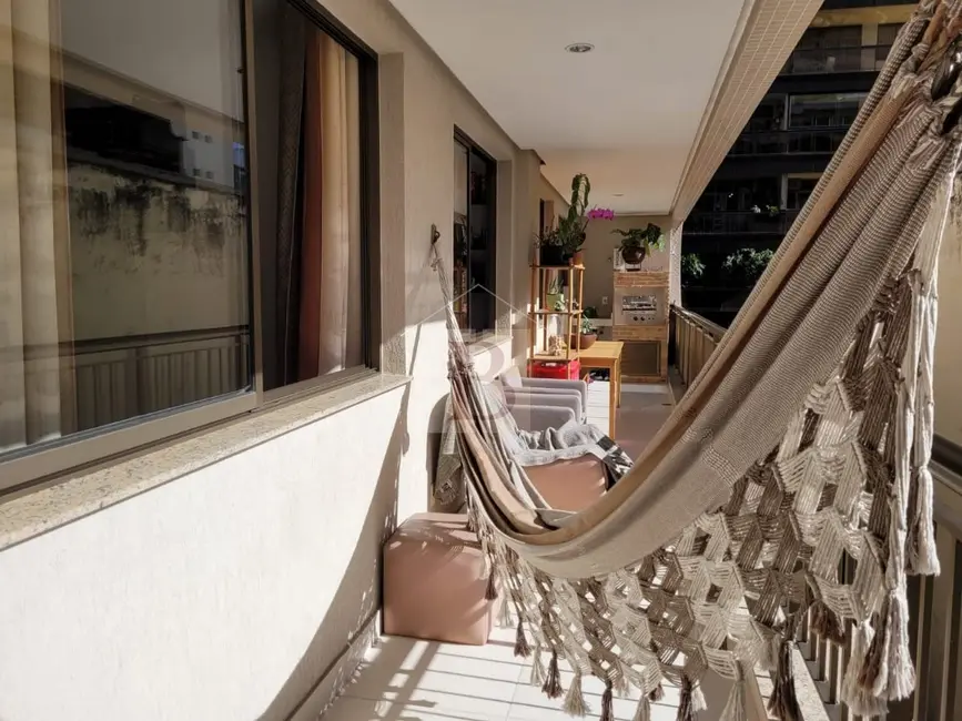 Apartamento com 3 quartos à venda, 127m2 em Icaraí, Niteroi - RJ - imagem 7 Foto 7 de Apartamento com 3 quartos à venda, 127m2 em Icaraí, Niteroi - RJ